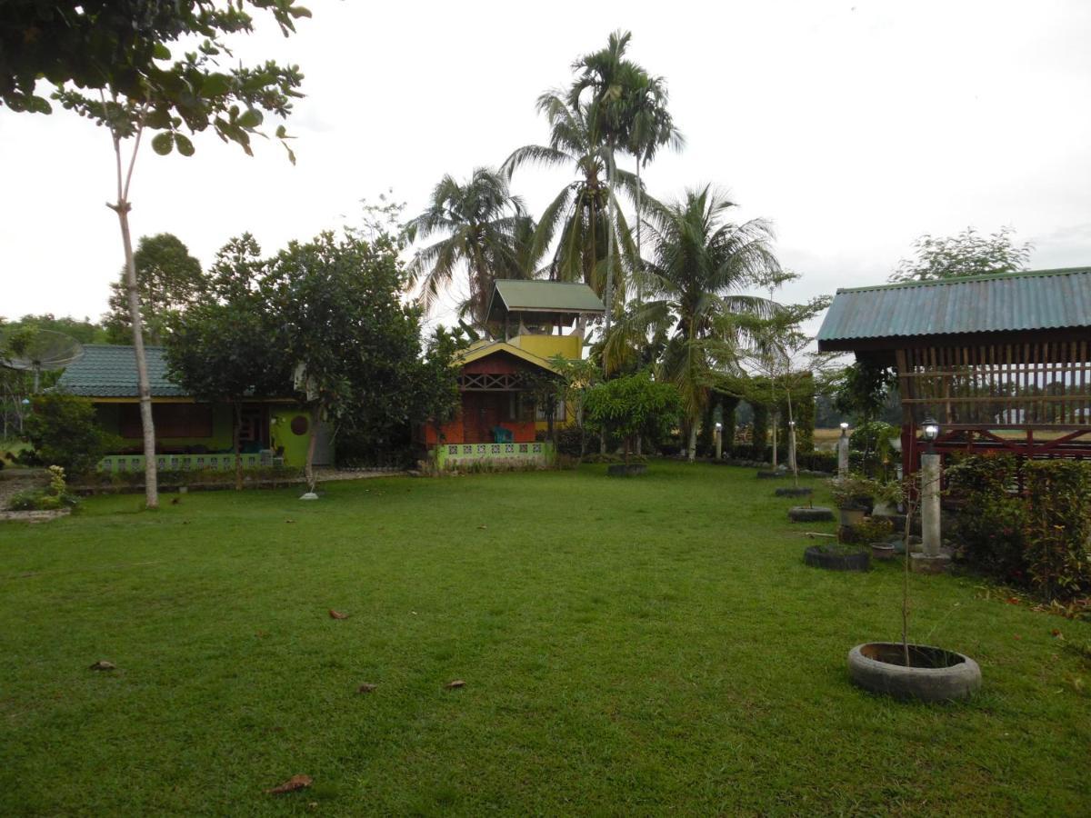 Landbow Green Villa Bukit Lawang Eksteriør billede