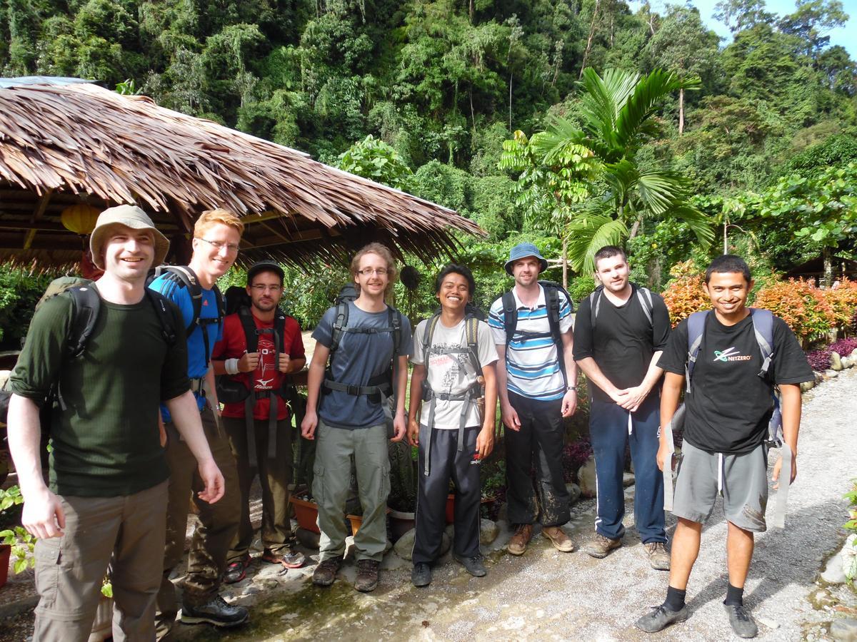 Landbow Green Villa Bukit Lawang Eksteriør billede